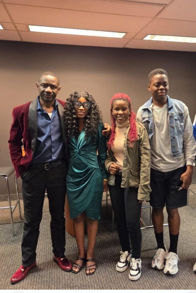 WhatsApp Image 2025-10-15 at 19.36.50_573bba5e